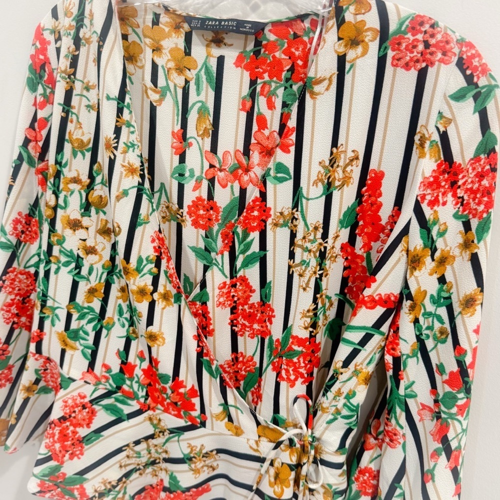 Zara Basic Floral Chiffon Wrap Top - image 4